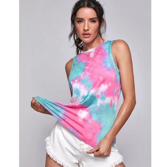 C̺͆L̺͆E̺͆A̺͆R̺͆A̺͆N̺͆C̺͆E̺͆ Tie Dye Open Back Tank Top - Picture 2 of 2